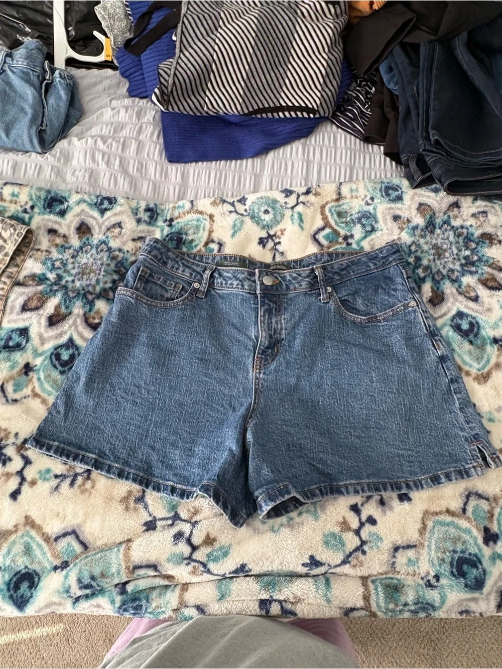 wild fable Light Blue High-Rise Denim Shorts - Picture 1 of 3